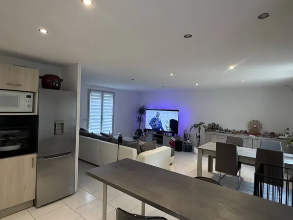 Maison de plain-pied 4 pièces 92 m² 