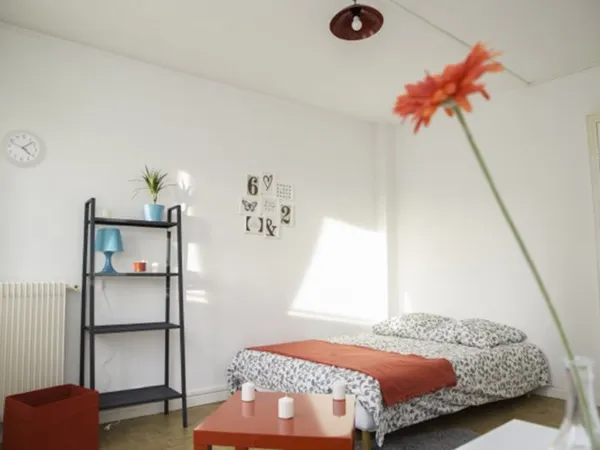 Chambre confortable et lumineuse – 16m²