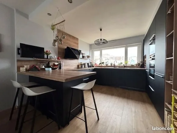 Appartement 4 pièces 76 m² 