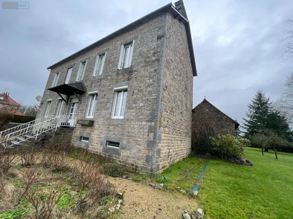 Propriété 5 pièces 185 m² 