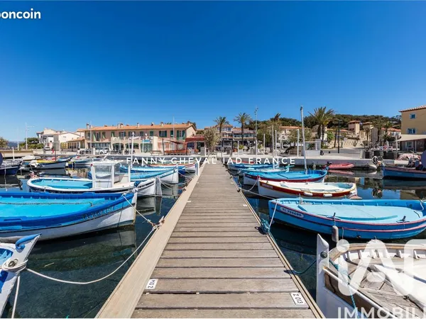 Parking/box 18 m² Six-Fours-les-Plages 