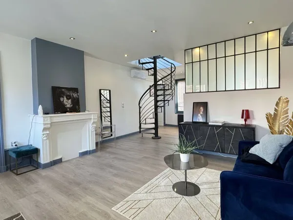 Duplex 3 pièces 117 m² 