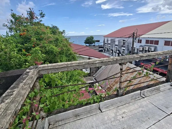 Immeuble de rapport 4 pièces 329 m² 