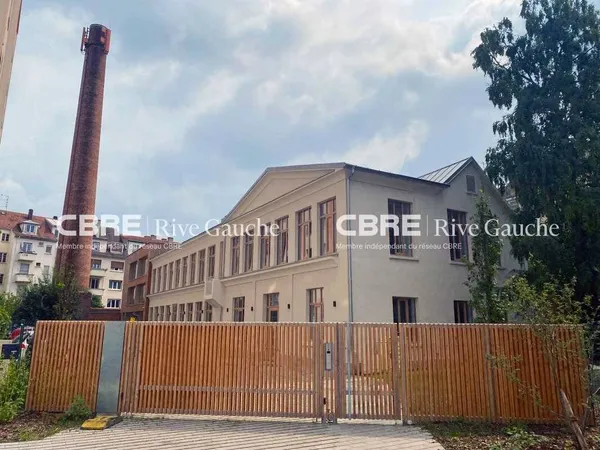 Bureau 395 m² 