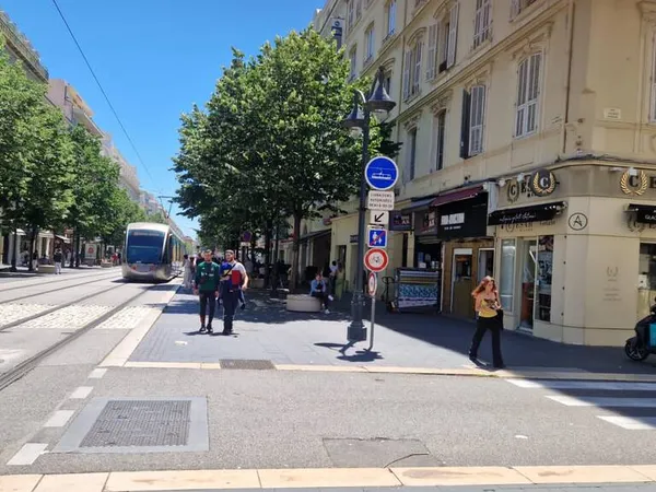 Fonds de commerce 40 m² 