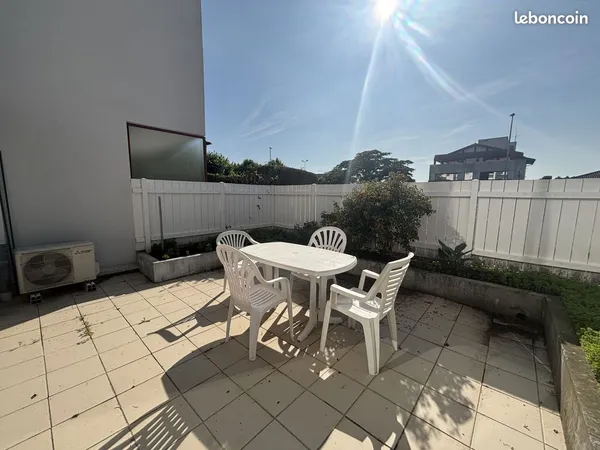 Studio 1 pièce 39 m² 