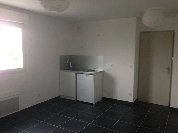Studio 1 pièce 25 m² 