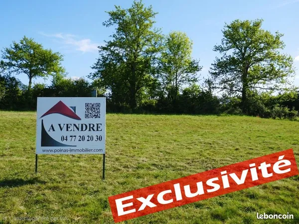 Terrain 923 m² Sainte-Sigolène 