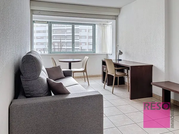 Studio 1 pièce 22 m² 