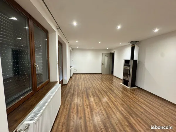 Maison à louer - 88 m² - 3 chambres 