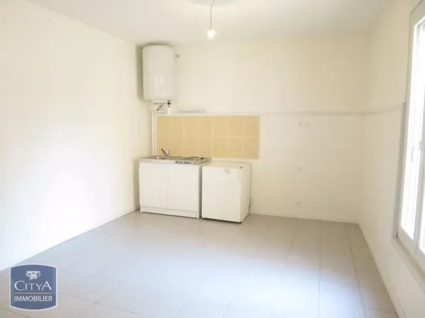 À louer : Charmant appartement T1 situé au coeur de Greno.... 