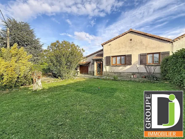 Maison plain-pied sur 600 m2 de terrain 