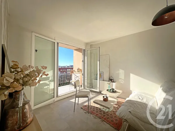 Appartement 1 pièce 30 m² 