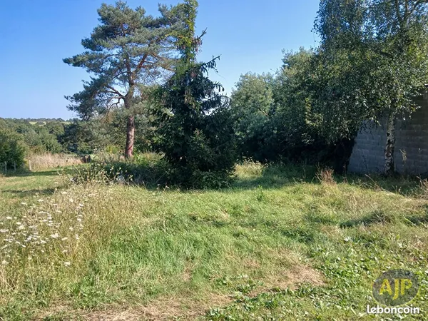Terrain 1003 m² GUENROUET 