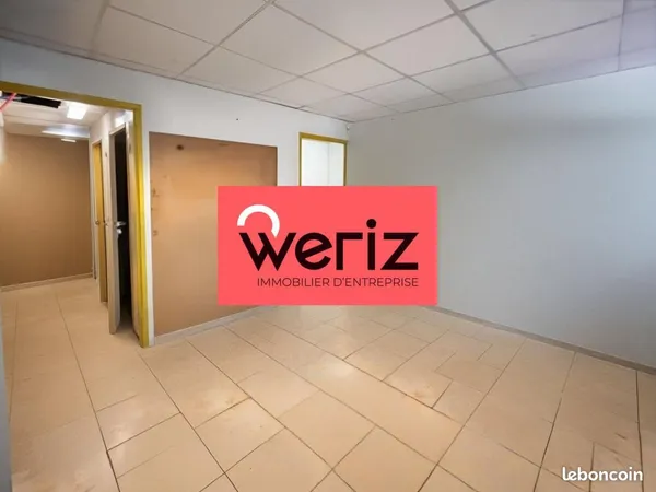 Local industriel 408 m² 