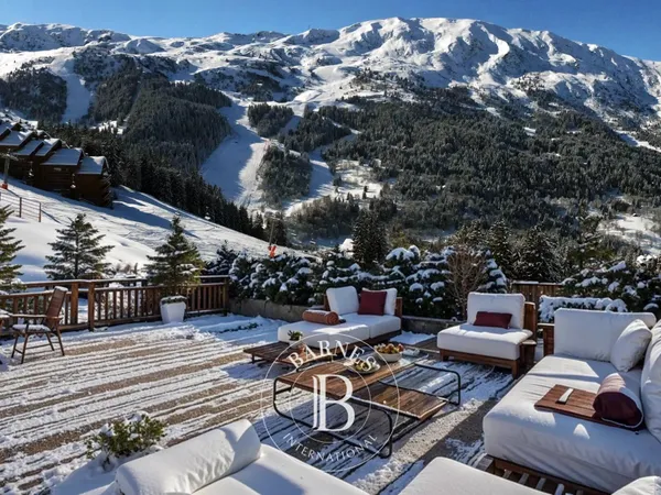 Méribel- Rond-Point des Pistes- Skis aux pieds-Alba 103 , 6 chambres, 157 m² 