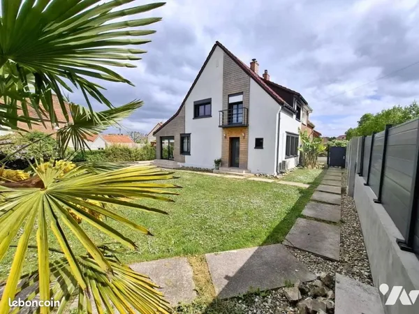 Maison 6 pièces 101 m² 