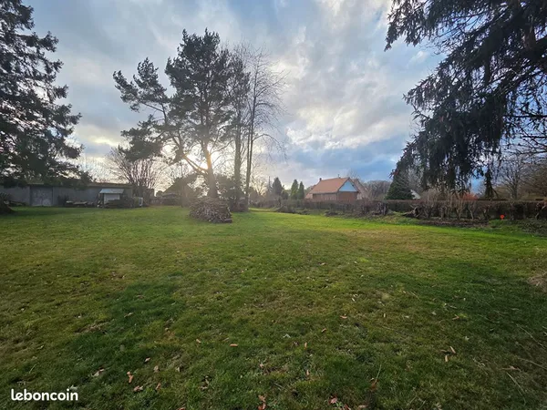 Terrain 1300 m² FLANCOURT CRESCY EN ROUMOIS 