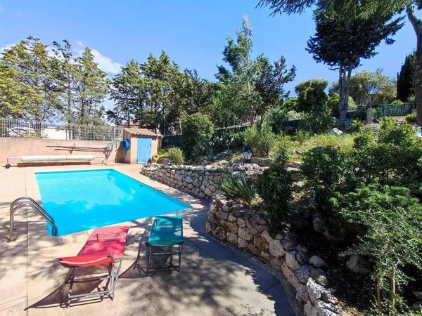 Villa 5 pièces 150 m² 