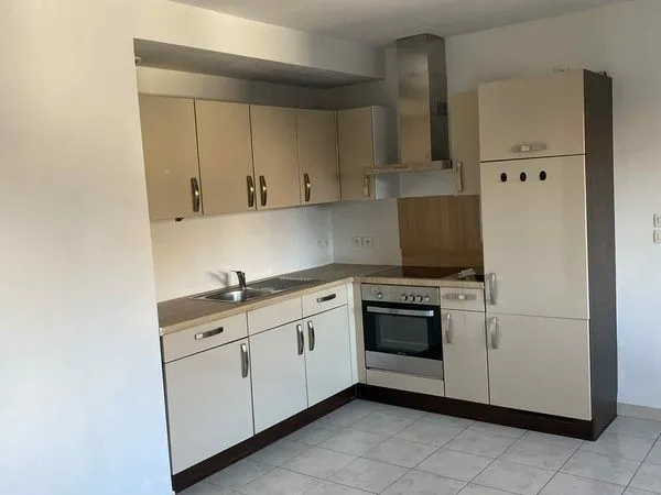 Appartement F2 52m carré 