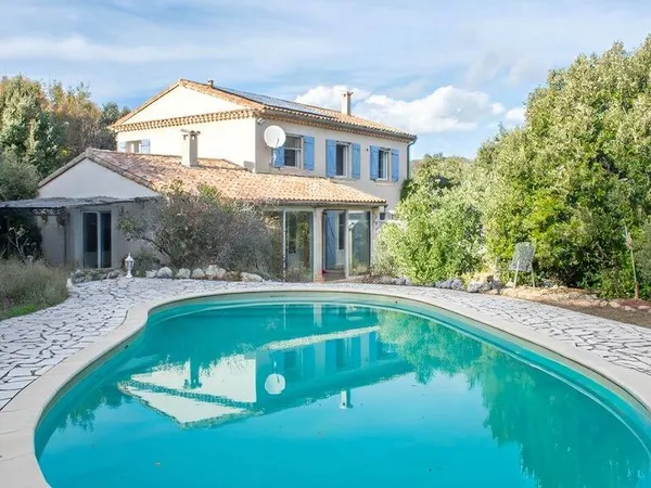 Maison 5 pièces 185 m² 
