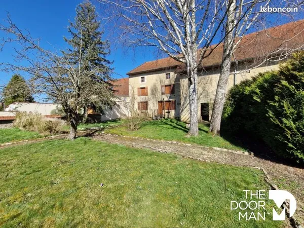 Maison 8 pièces 436 m² 