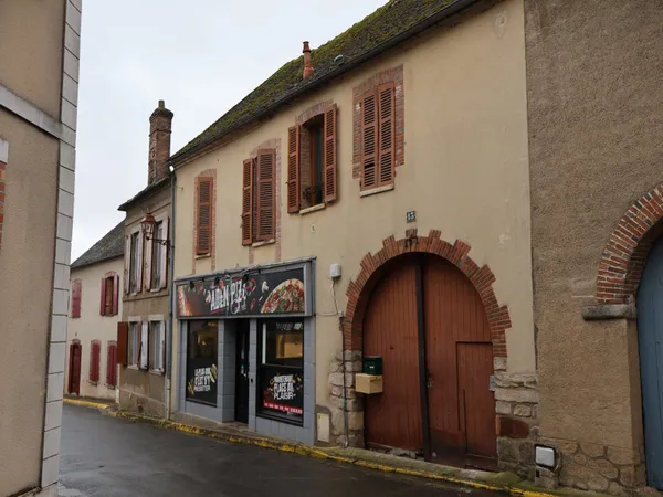 Appartement + Local commercial 