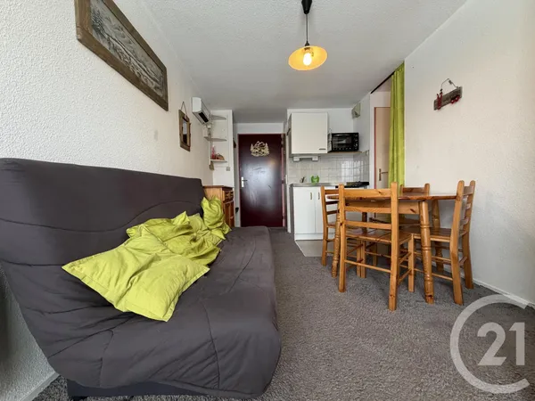Studio 2 pièces 23 m² 