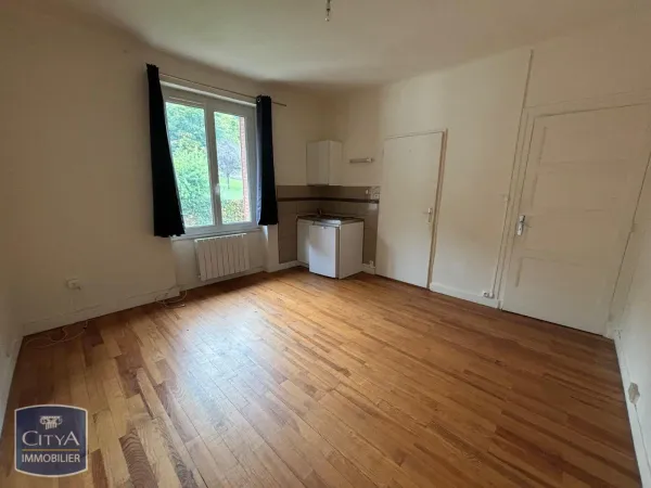 Studio 1 pièce 20 m² 
