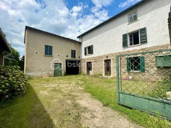 BRINDAS PROX CENTRE VILLAGE - MAISON TYPE 5 AVEC JARDIN 