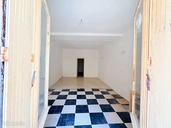 Sète, quartier Paul Valéry - appartement de 38 m² à transformer selon vos envies 