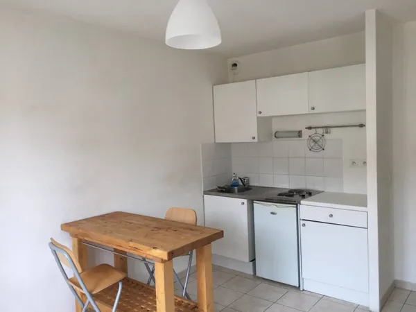 Appartement 1 pièce 17 m² 