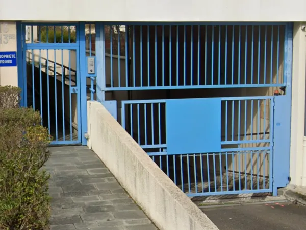Parking 12 m² 