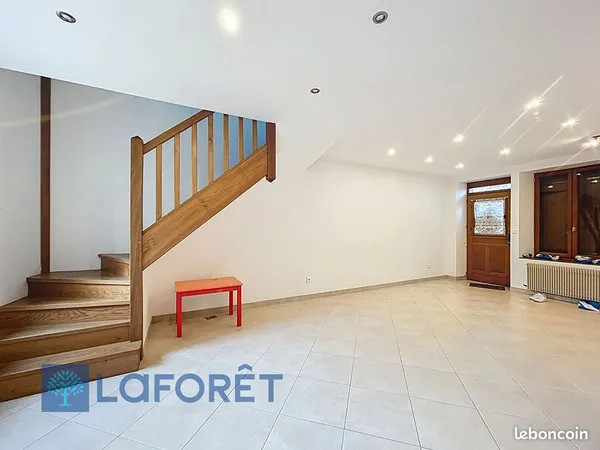 Maison 5 pièces 150 m² 