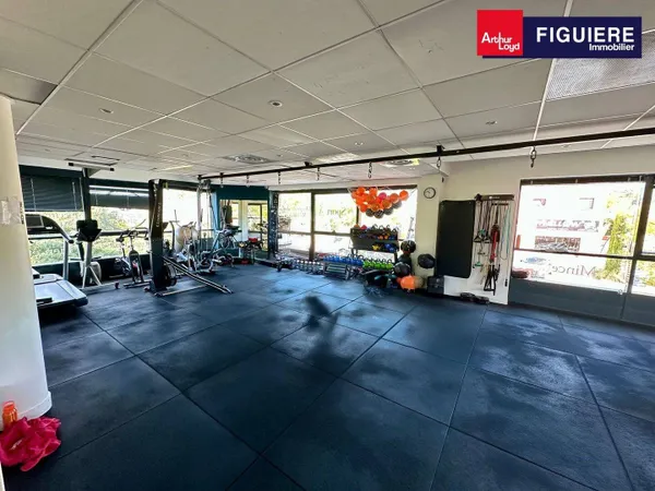 Bureaux 167 m² 