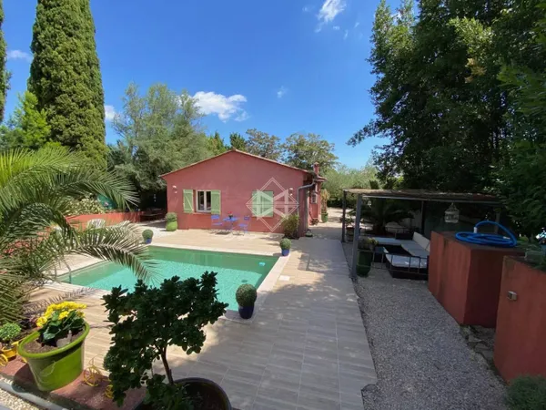Maison de plain-pied 3 pièces 79 m² 
