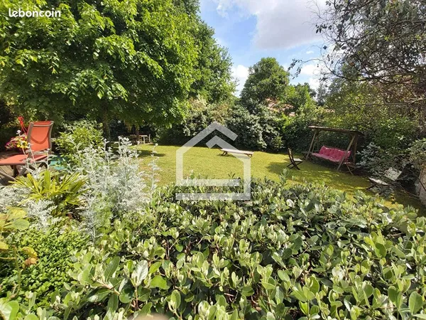 Villa 6 pièces 195 m² 