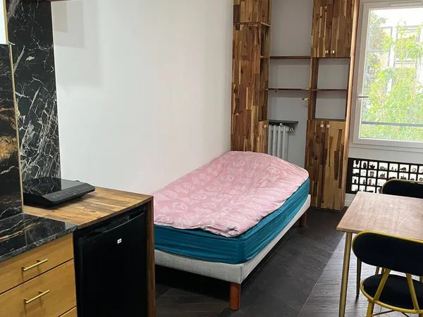 Appartement 1 pièce 10 m² 