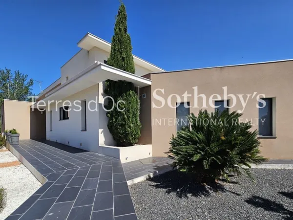 VILLA RECENTE AVEC PISCINE EN FOND D'IMPASSE CALME 