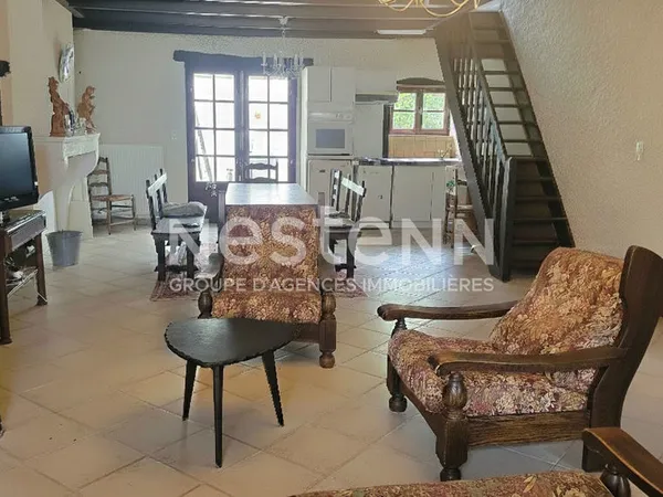 MAISON DE VILLAGE - 2 CHAMBRES - JARDIN - ISSONCOURT LES TROIS DOMAINES 