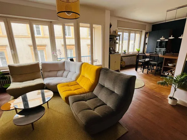 Appartement 1 pièce 80 m² 
