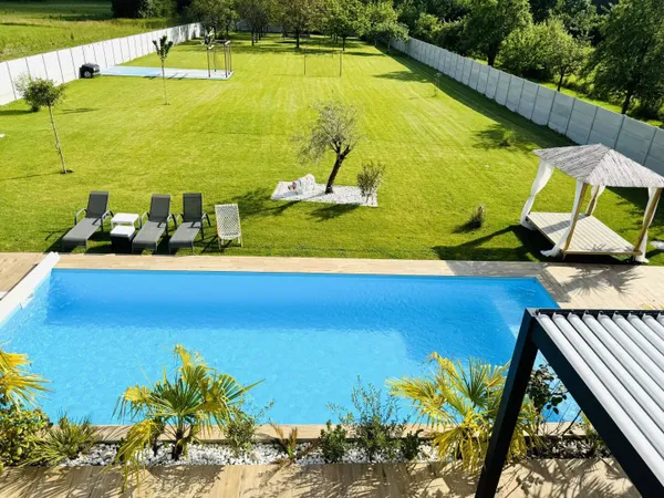 Maison 9 pièces 220 m² 