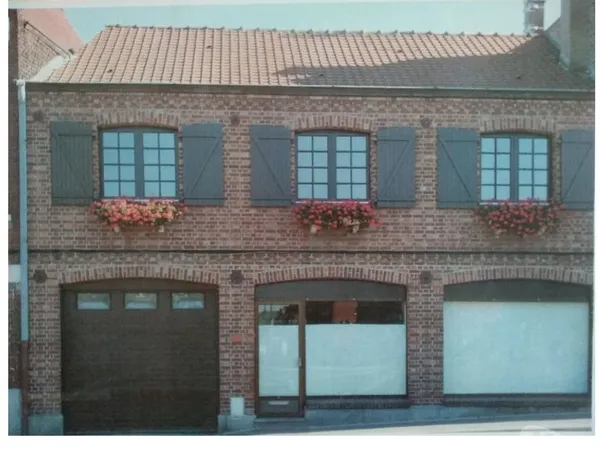 MAISON 9 PIECES 400 M2 