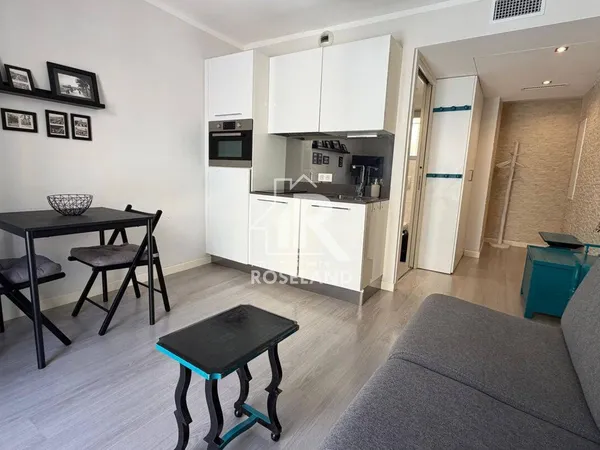 Studio 1 pièce 21 m² 