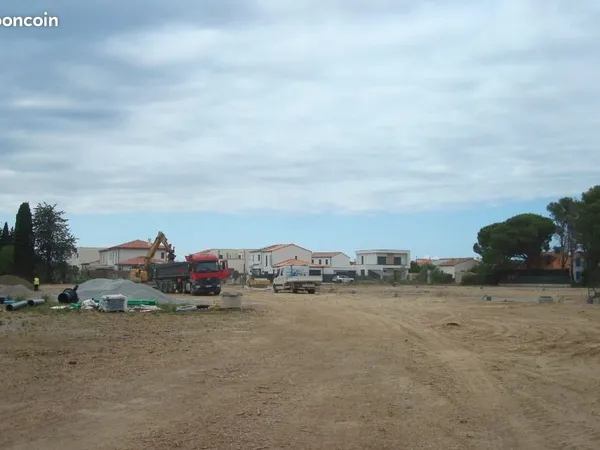 Terrain 331 m² Theza 
