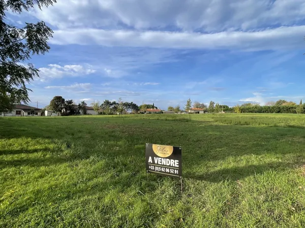 TERRAIN PROCHE CENTRE VILLE 