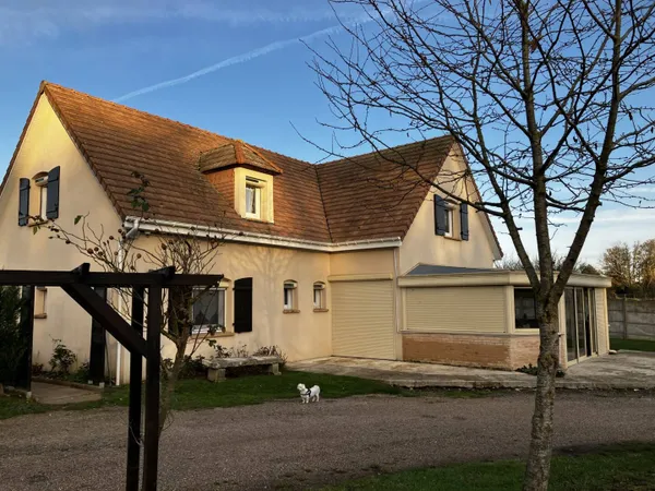 Maison 6 pièces 217 m² 