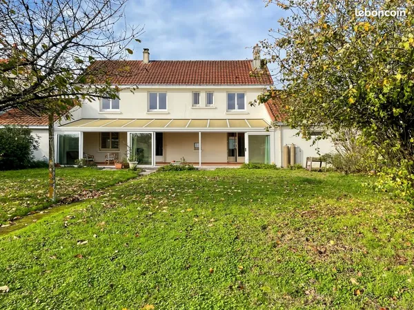 Maison 10 pièces 175 m² 