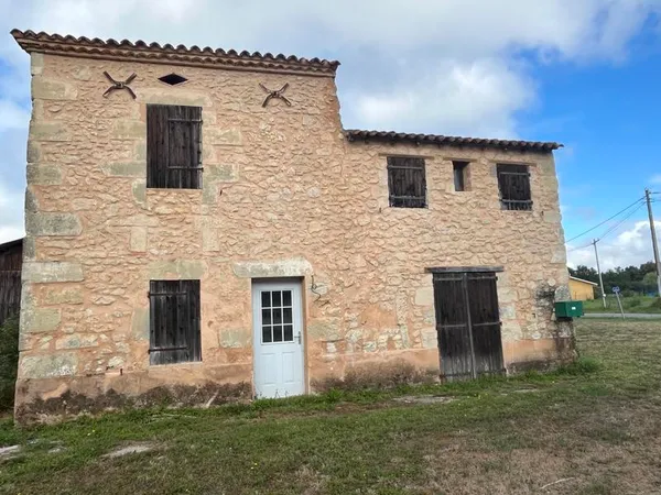 Maison en pierre 3 pièces 77 m² 
