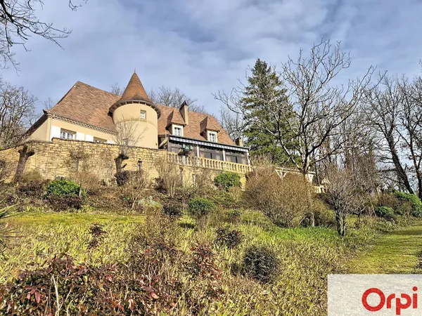 Maison 6 pièces 159 m² 